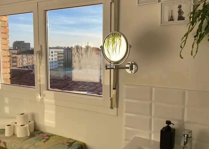 Tranquilo En El Centro De *